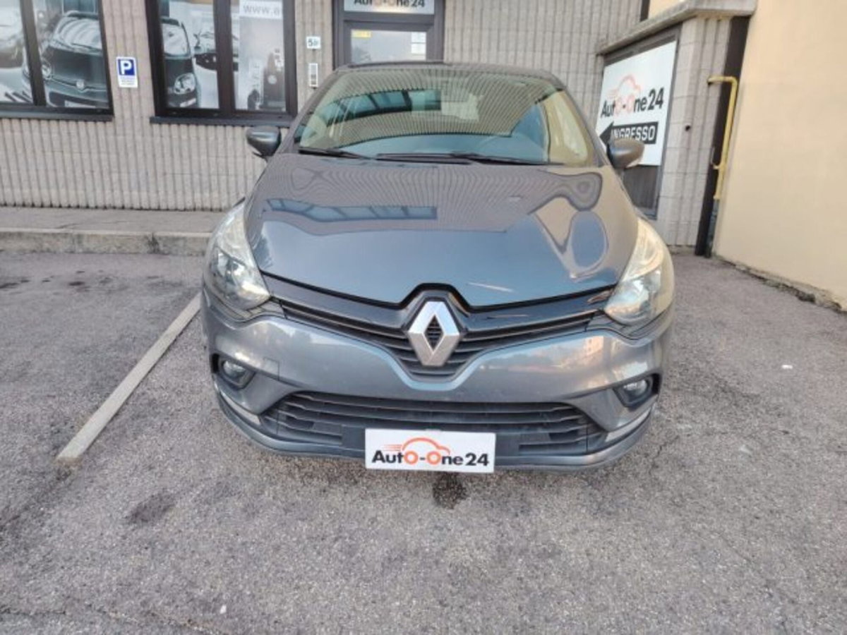 Renault Clio dCi 8V 75 CV Start&Stop 5 porte Energy Intens (2)