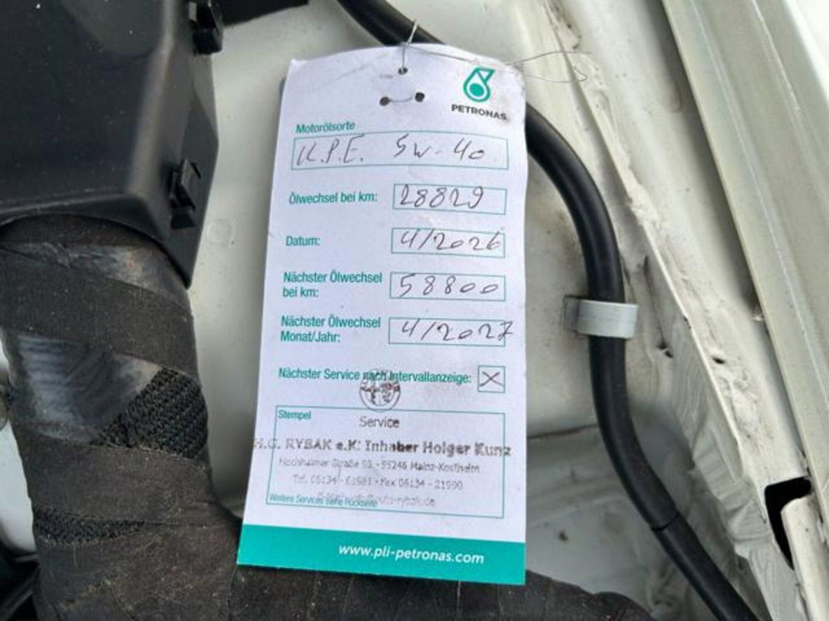 Alfa Romeo Spider 1750 TBi (12)