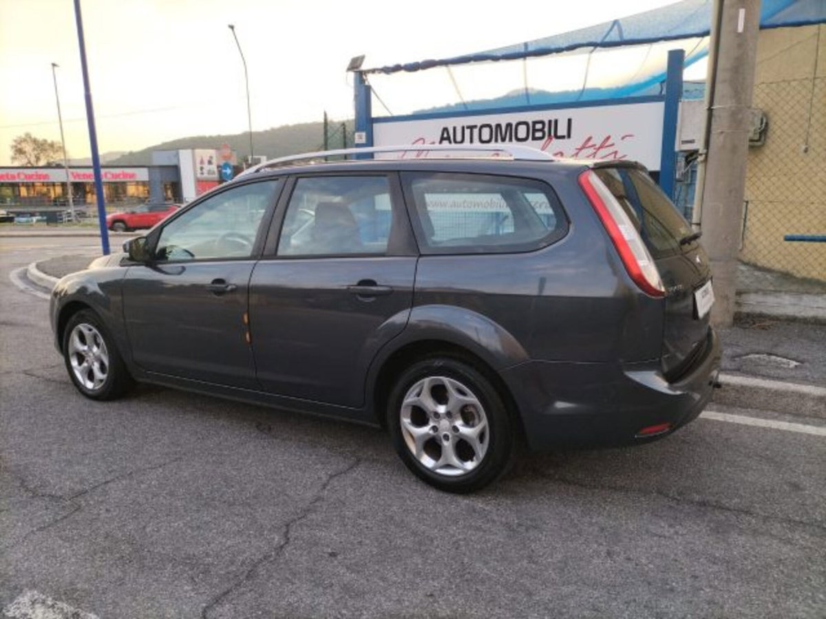 Ford Focus Station Wagon 1.6 TDCi (90CV) SW Tit. (2)