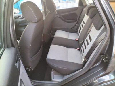 Ford Focus Station Wagon 1.6 TDCi (90CV) SW Tit. (9)
