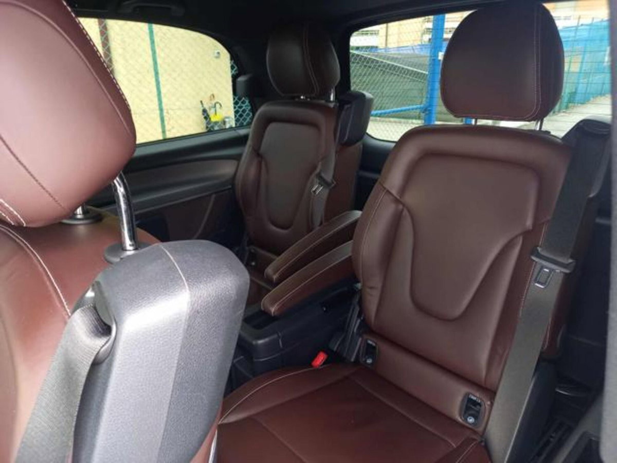 Mercedes-Benz Classe V 250 d Automatic 4Matic Executive Compact (14)