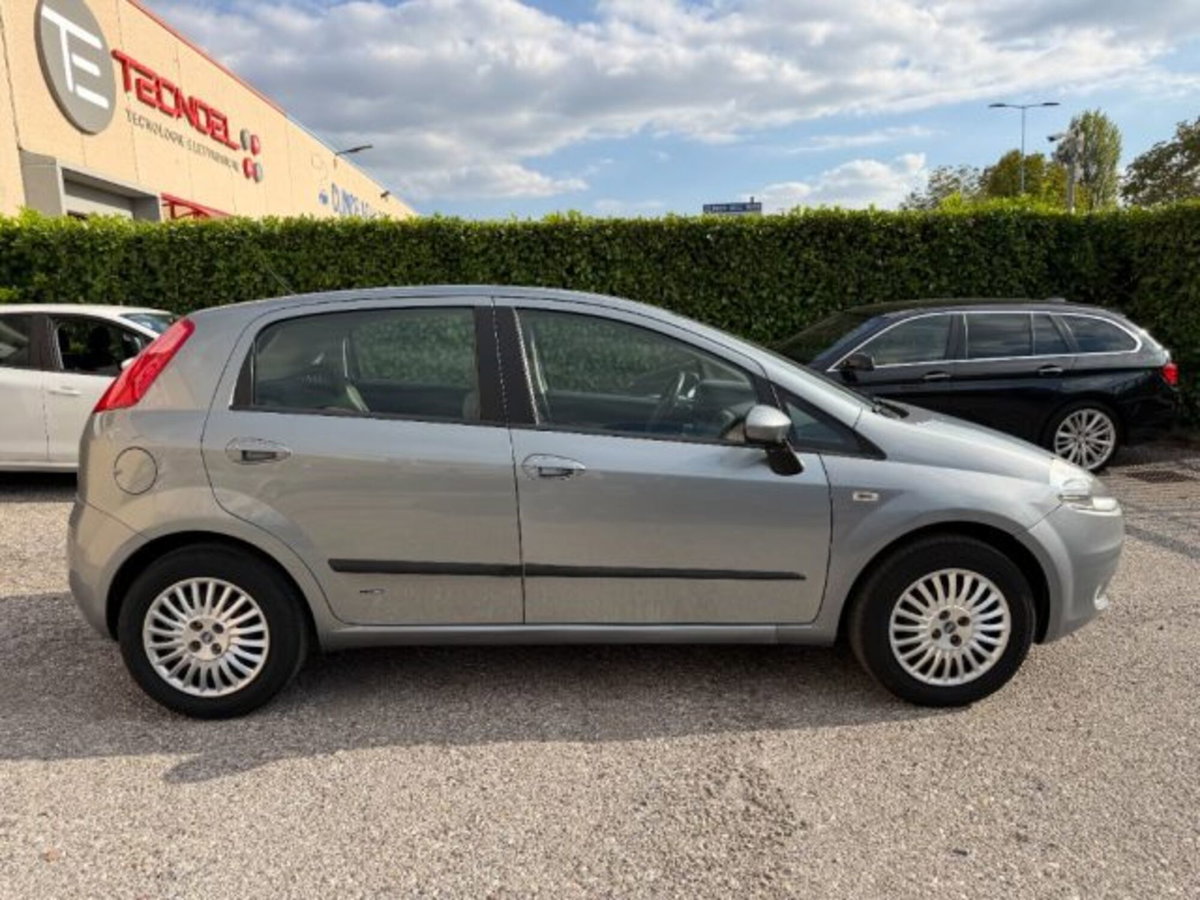 Fiat Grande Punto 1.2 5 porte Dynamic (4)