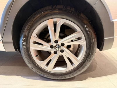 Volkswagen Taigo 1.0 tsi R-Line 115cv (7)