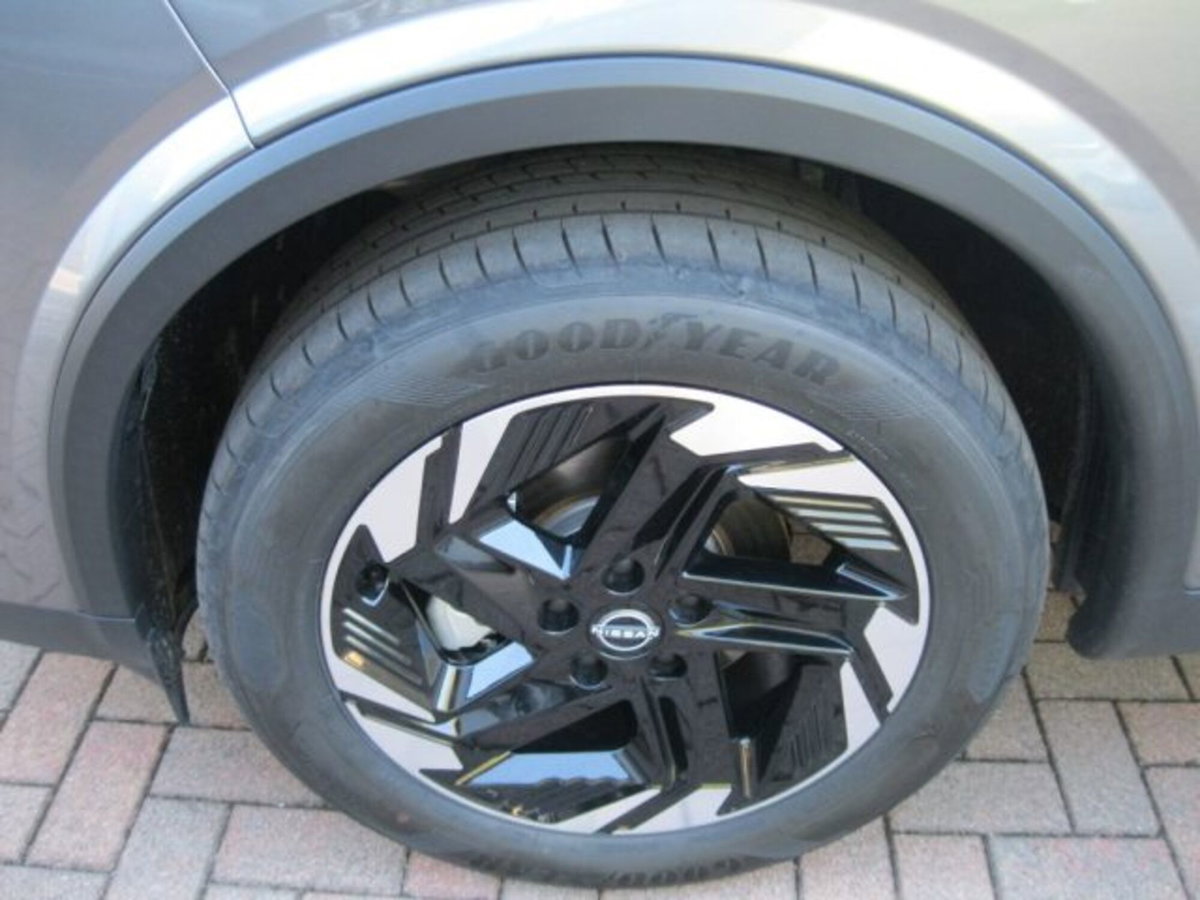 Nissan Qashqai 1.3 mhev N-Connecta 4wd 158cv xtronic (3)