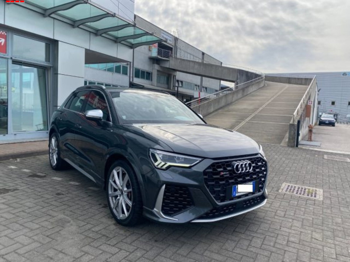Audi RS Q3 2.5 quattro s-tronic
