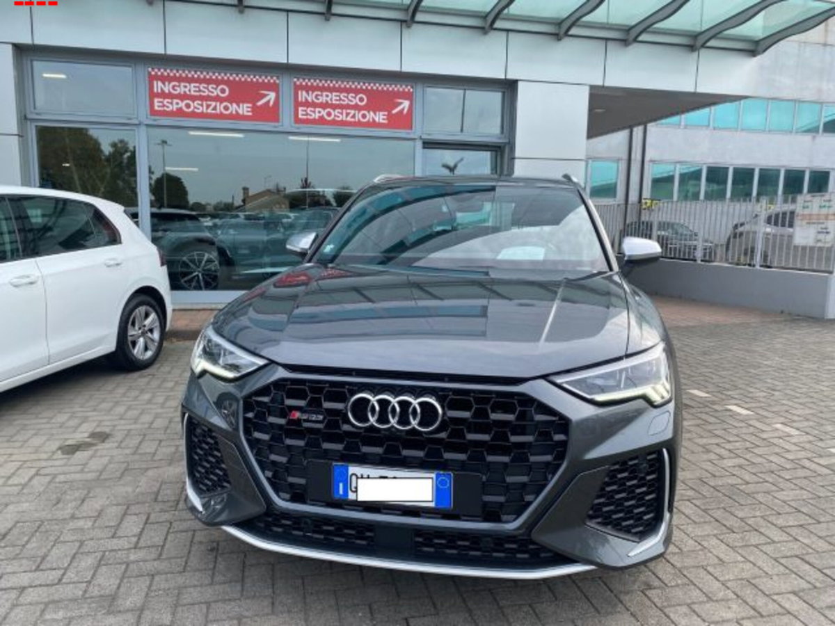 Audi RS Q3 2.5 quattro s-tronic (2)