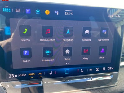 Volkswagen T-Roc 1.5 etsi Life 115cv dsg (10)