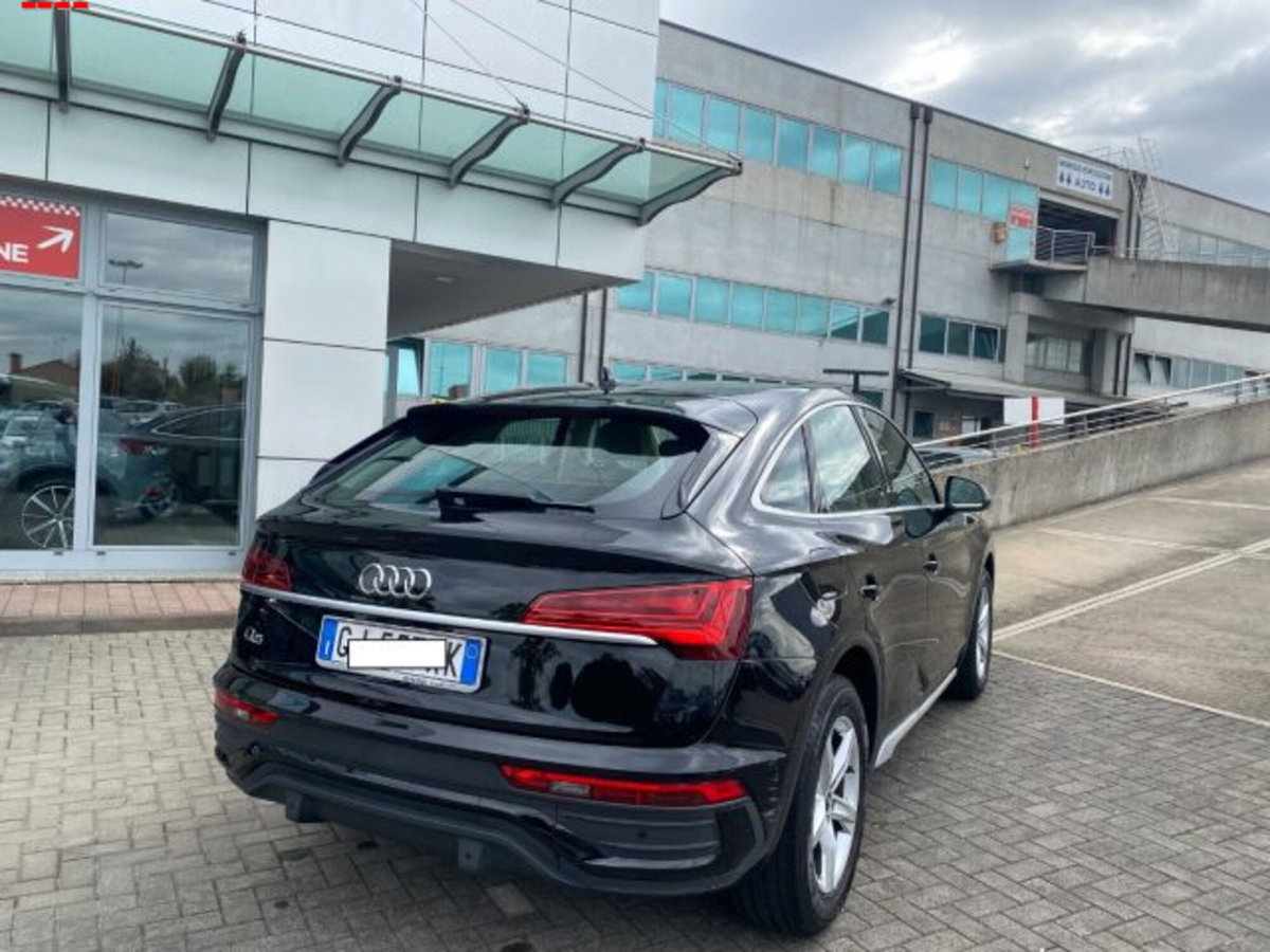 Audi Q5 35 TDI S tronic Business Advanced (11)