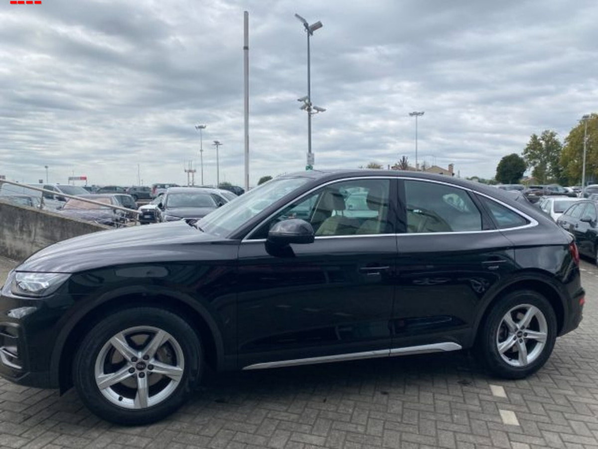 Audi Q5 35 TDI S tronic Business Advanced (2)