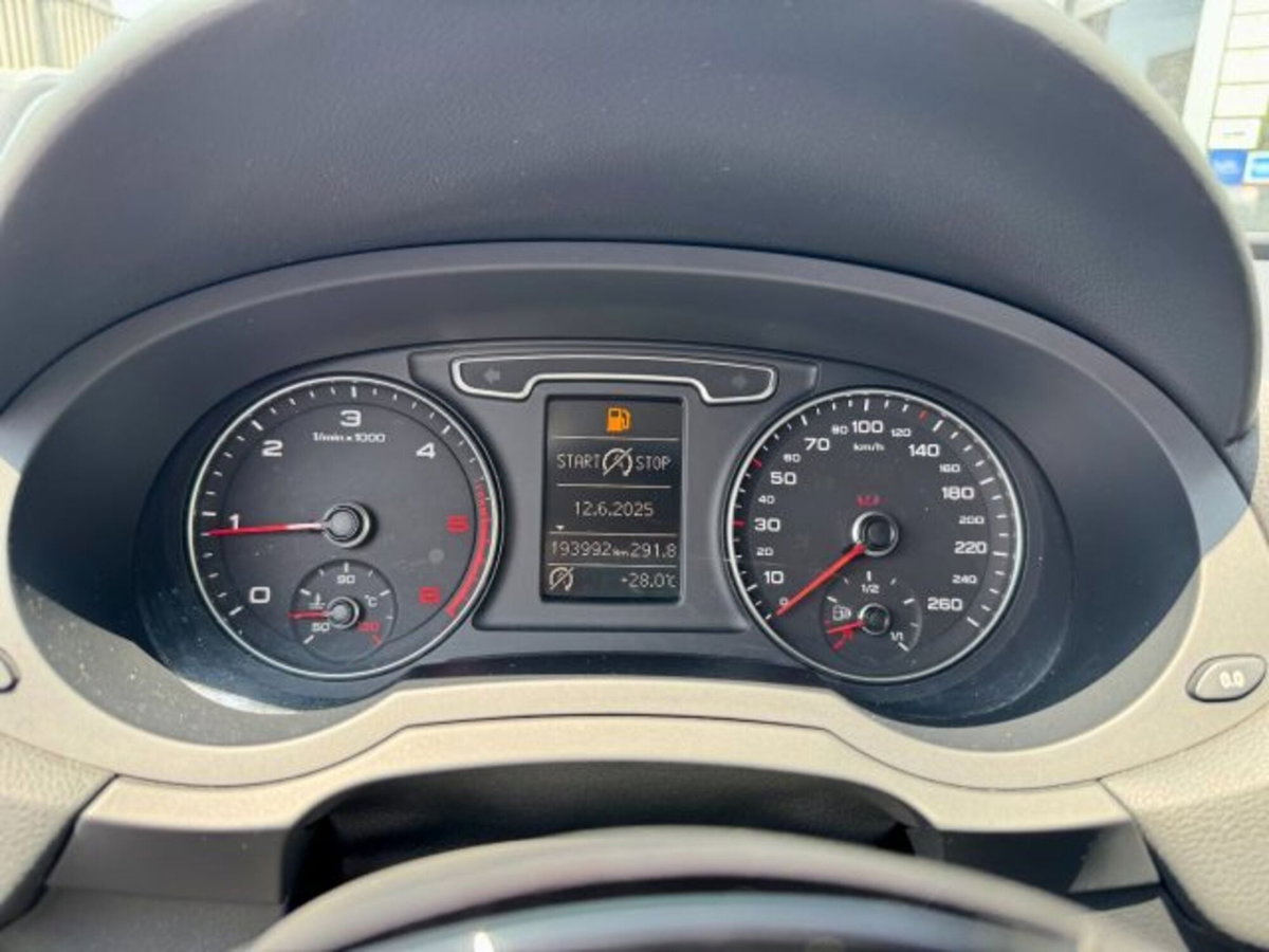 Audi Q3 2.0 TDI 177 CV quattro S tronic (16)
