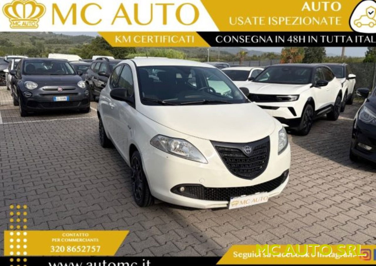 Lancia Ypsilon 1.3 MJT 16V 95 CV 5 porte S&S S Momodesign