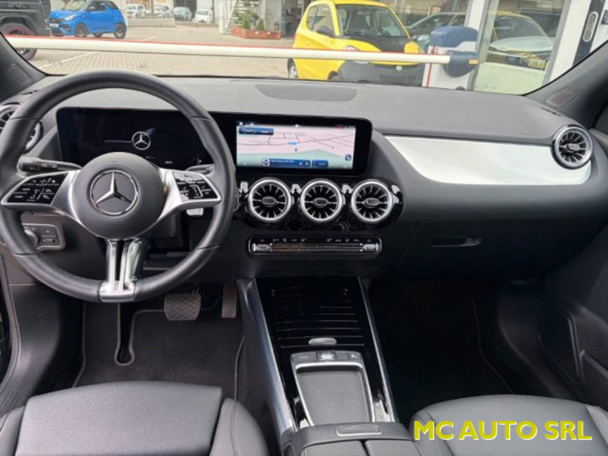 Mercedes-Benz GLA SUV 200 d Automatic 4Matic Sport (9)
