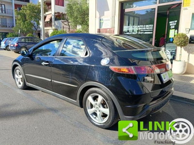 Honda Civic 1.4 i-DSi 5p. Elegance LE (2)