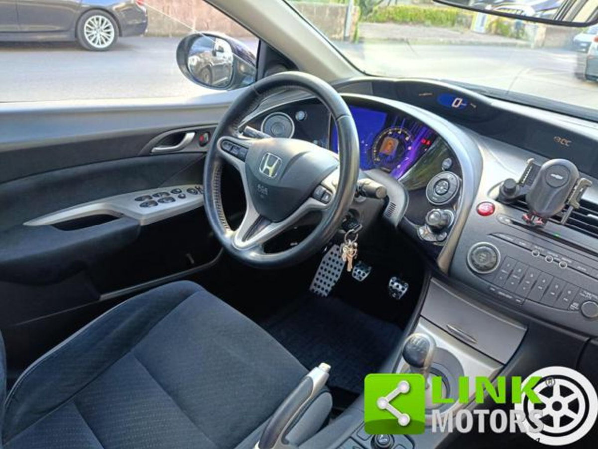 Honda Civic 1.4 i-DSi 5p. Elegance LE (5)