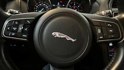 Jaguar F-Pace 2.0 D 180 CV AWD aut. Prestige (13)