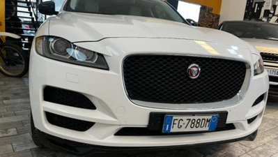 Jaguar F-Pace 2.0 D 180 CV AWD aut. Prestige (2)