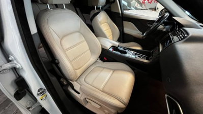 Jaguar F-Pace 2.0 D 180 CV AWD aut. Prestige (6)