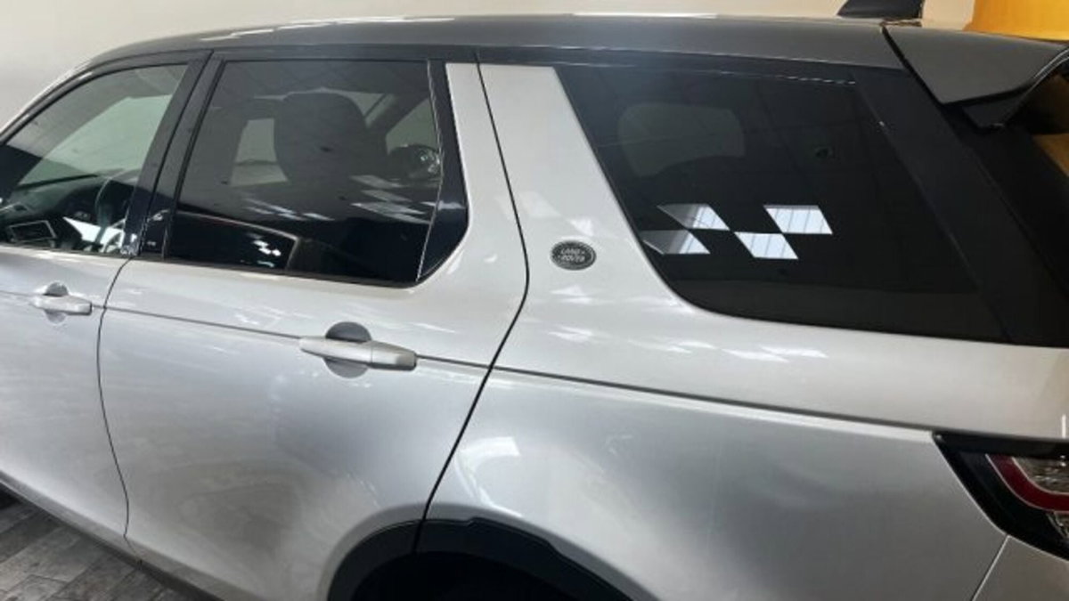 Land Rover Discovery Sport 2.0D I4-L.Flw 150 CV AWD Auto HSE (15)