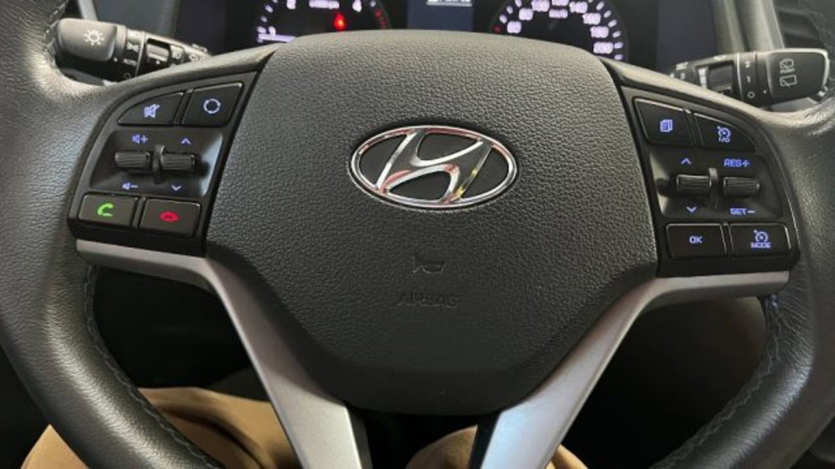 Hyundai Tucson 1.7 CRDi Classic (8)