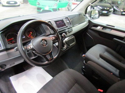 Volkswagen Multivan 2.0 TDI 150CV DSG 4Motion Highline (10)