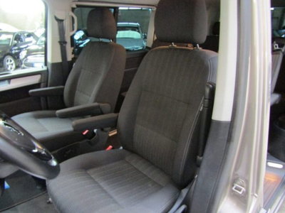 Volkswagen Multivan 2.0 TDI 150CV DSG 4Motion Highline (11)