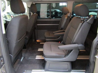 Volkswagen Multivan 2.0 TDI 150CV DSG 4Motion Highline (12)