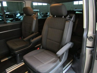 Volkswagen Multivan 2.0 TDI 150CV DSG 4Motion Highline (13)