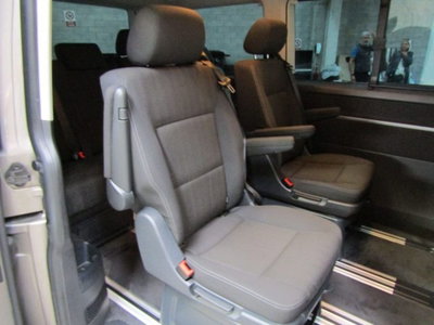 Volkswagen Multivan 2.0 TDI 150CV DSG 4Motion Highline (17)