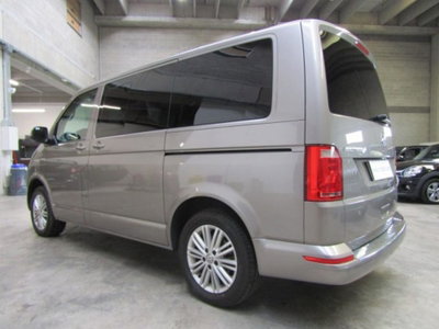 Volkswagen Multivan 2.0 TDI 150CV DSG 4Motion Highline (8)