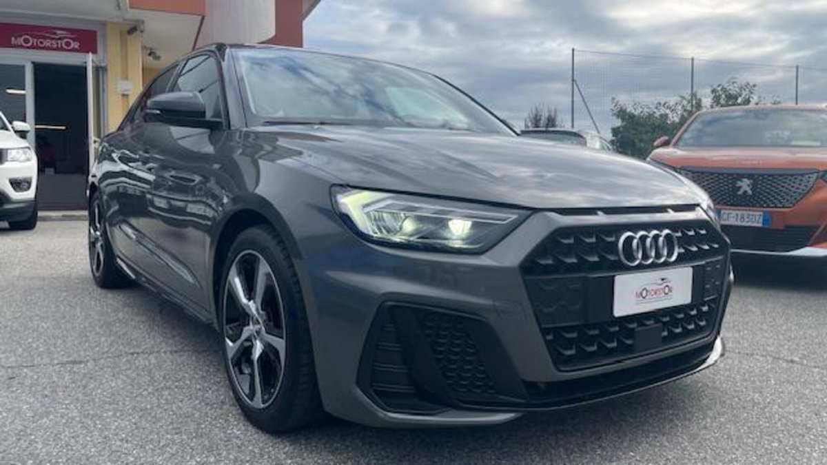 Audi A1 Sportback 30 1.0 tfsi S Line Edition 116cv s-tronic (3)