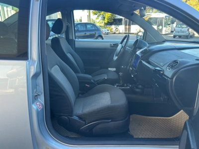 Volkswagen New Beetle 1.6 (13)