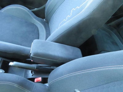 Fiat Punto 1.3 MJT II S&S 95 CV 5 porte Sport (17)