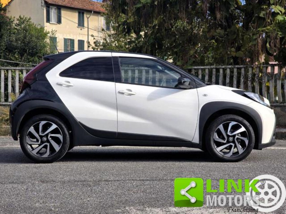 Toyota Aygo X 1.0 VVT-i 72 CV 5 porte Limited S-CVT (14)