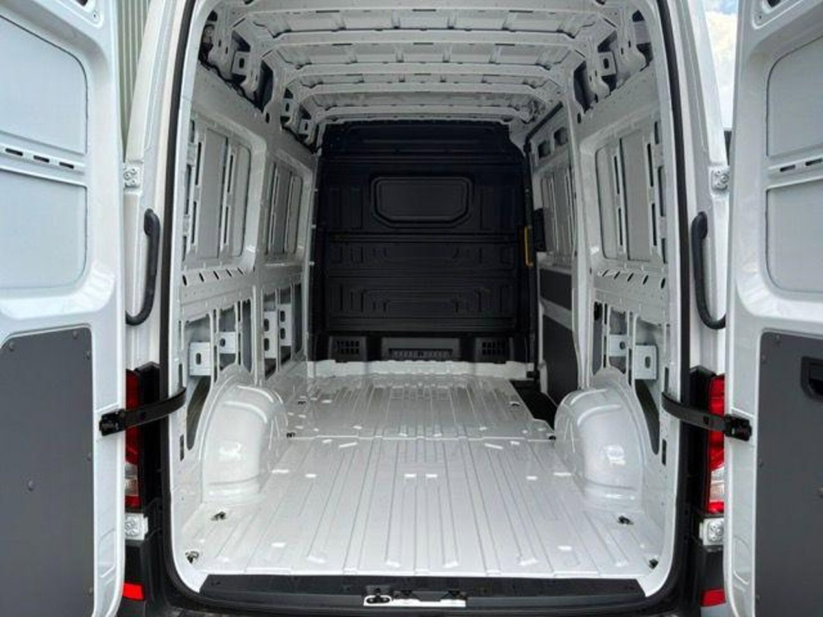 Volkswagen Veicoli Commerciali Crafter Furgone 35 2.0 TDI 140CV PL-SL-TA-DC Furgone Business (8)