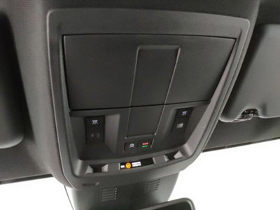 Peugeot 3008 1.2 hybrid Allure Business 145cv e-dcs6 (19)