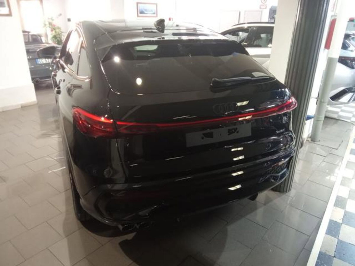 Audi Q5 Sportback 40 2.0 tdi mhev 12V S line Plus quattro s-tronic (3)