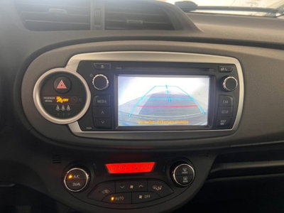 Toyota Yaris 1.0 5 porte Lounge (10)