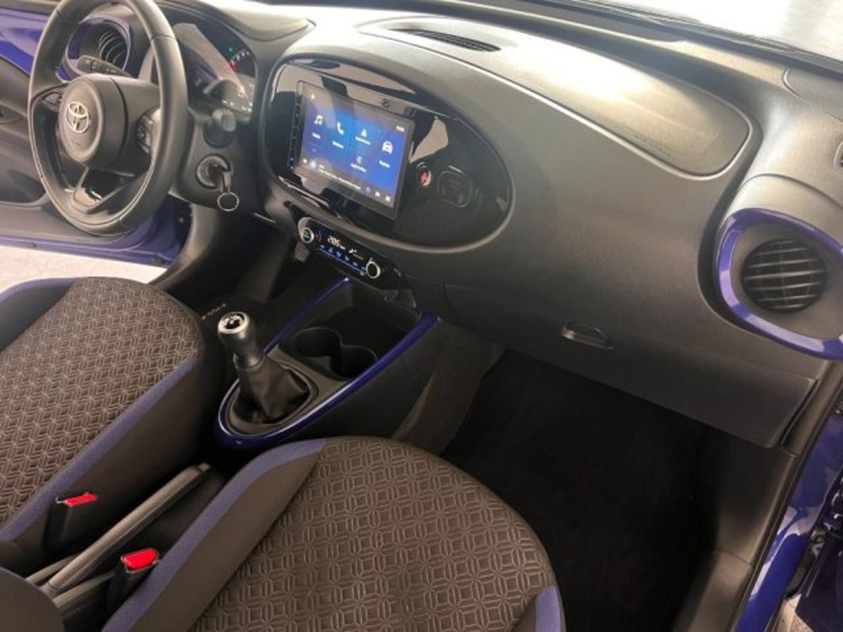 Toyota Aygo X 1.0 VVT-i 72 CV 5p. Undercover S-CVT (11)