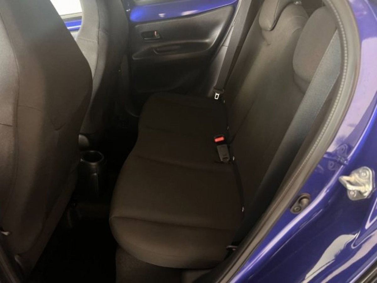 Toyota Aygo X 1.0 VVT-i 72 CV 5p. Undercover S-CVT (12)