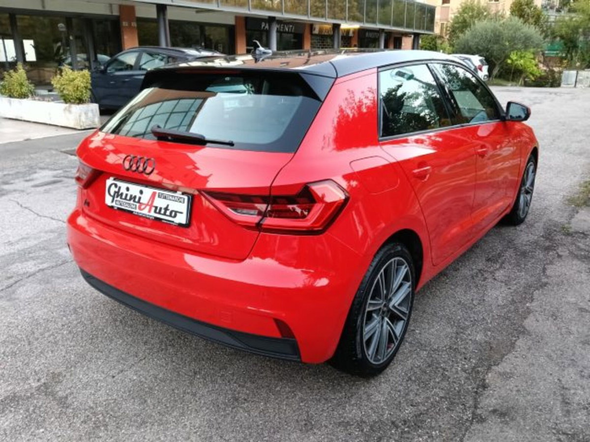 Audi A1 Sportback 35 TFSI S tronic S line edition (2)