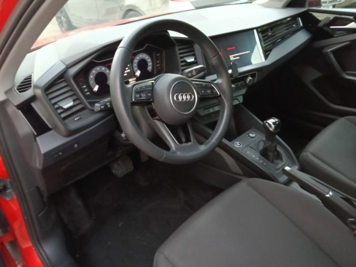 Audi A1 Sportback 35 TFSI S tronic S line edition (11)
