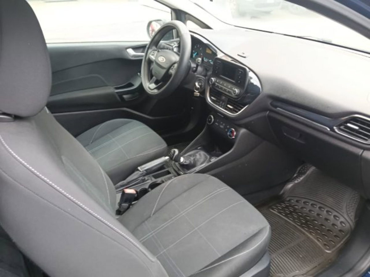 Ford Fiesta 1.5 TDCi 85 CV 3 porte  Business (11)