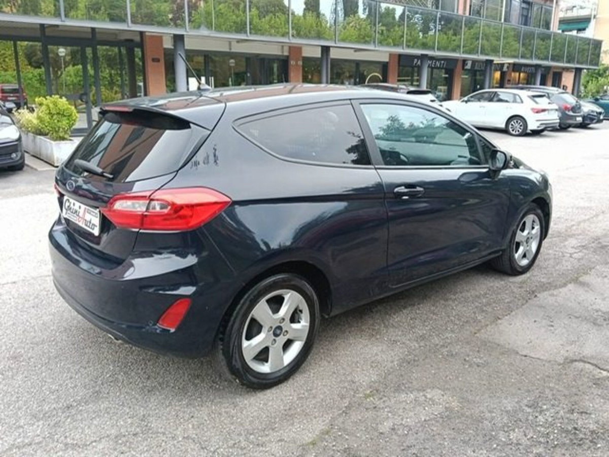 Ford Fiesta 1.5 TDCi 85 CV 3 porte  Business (5)