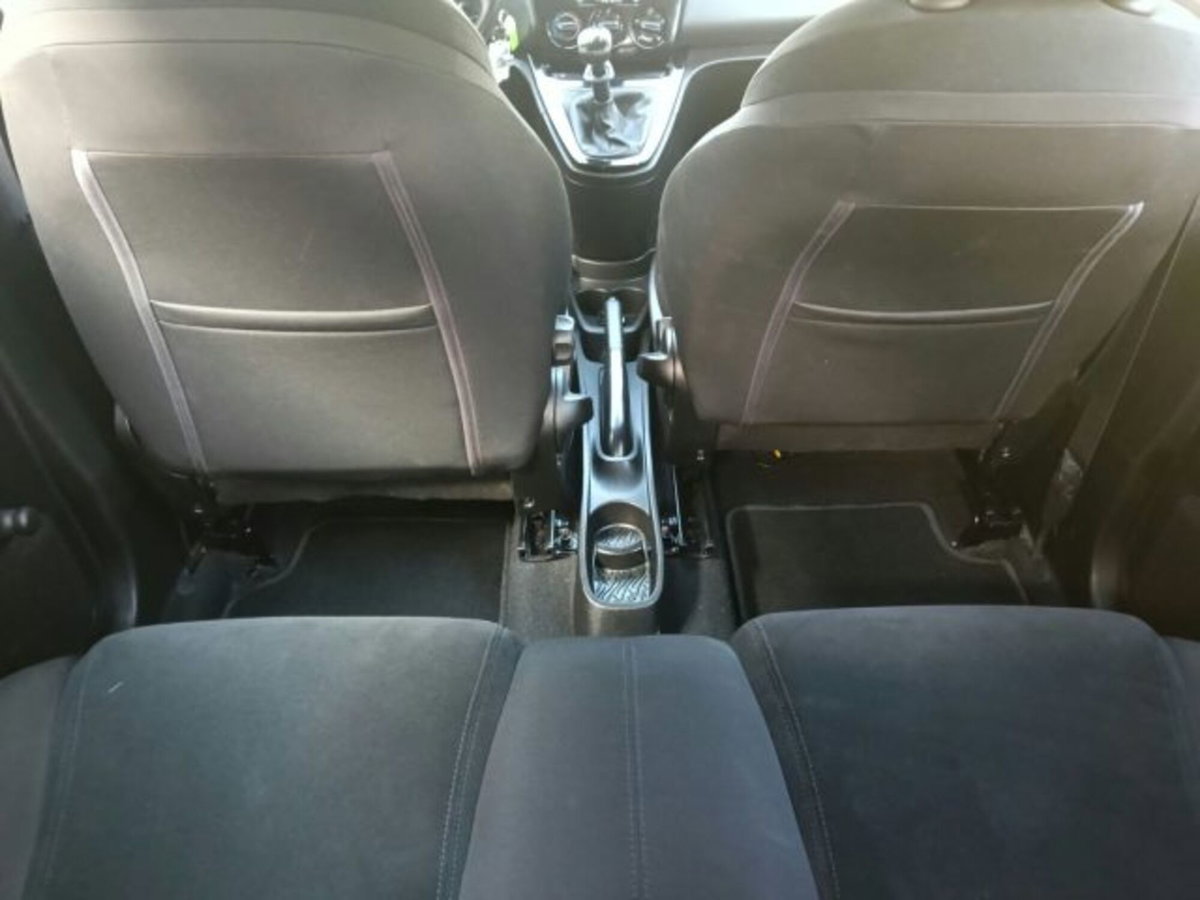 Lancia Ypsilon 0.9 TwinAir 85 CV 5 porte Metano Ecochic Gold (11)