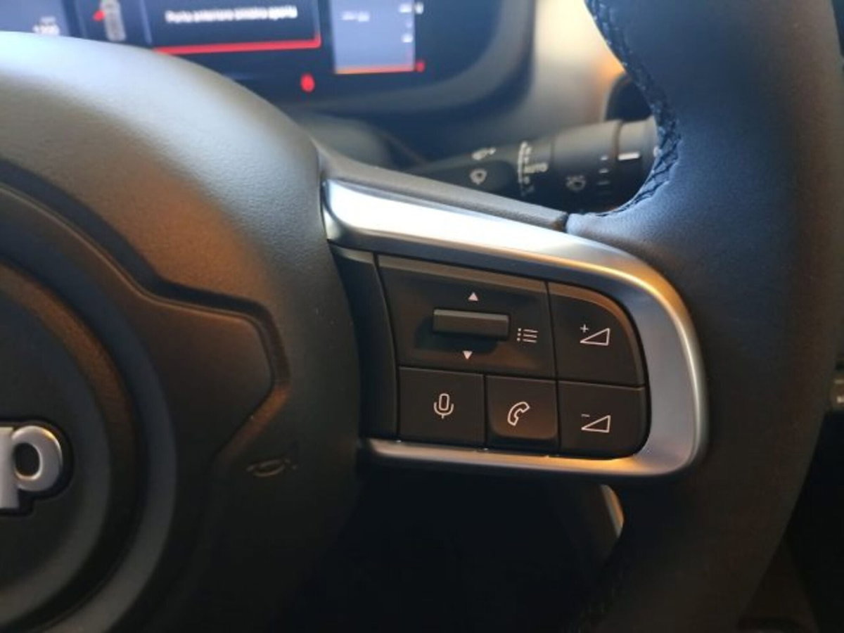 Jeep Avenger 1.2 turbo Altitude fwd 100cv (10)