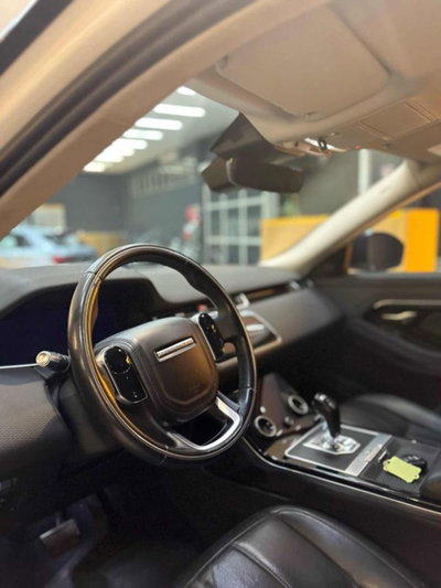 Land Rover Range Rover Evoque 2.0D I4 150CV AWD Business Edition (3)