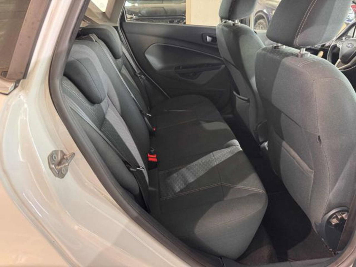 Ford Fiesta 1.2 60CV 5p. Tit. (10)