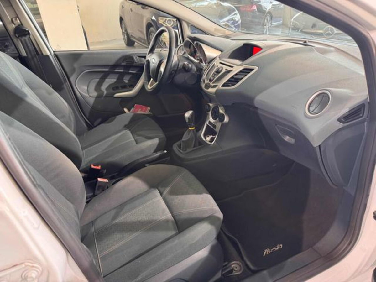 Ford Fiesta 1.2 60CV 5p. Tit. (9)