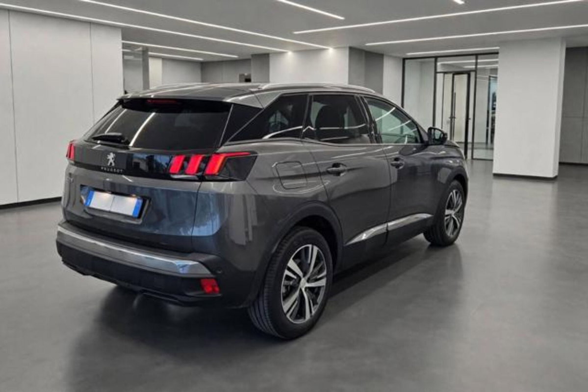 Peugeot 3008 BlueHDi 130 S&S EAT8 Allure Pack (4)