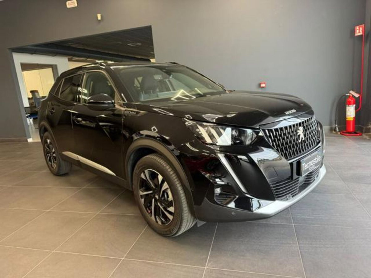 Peugeot 2008 PureTech 130 S&S EAT8 GT Line